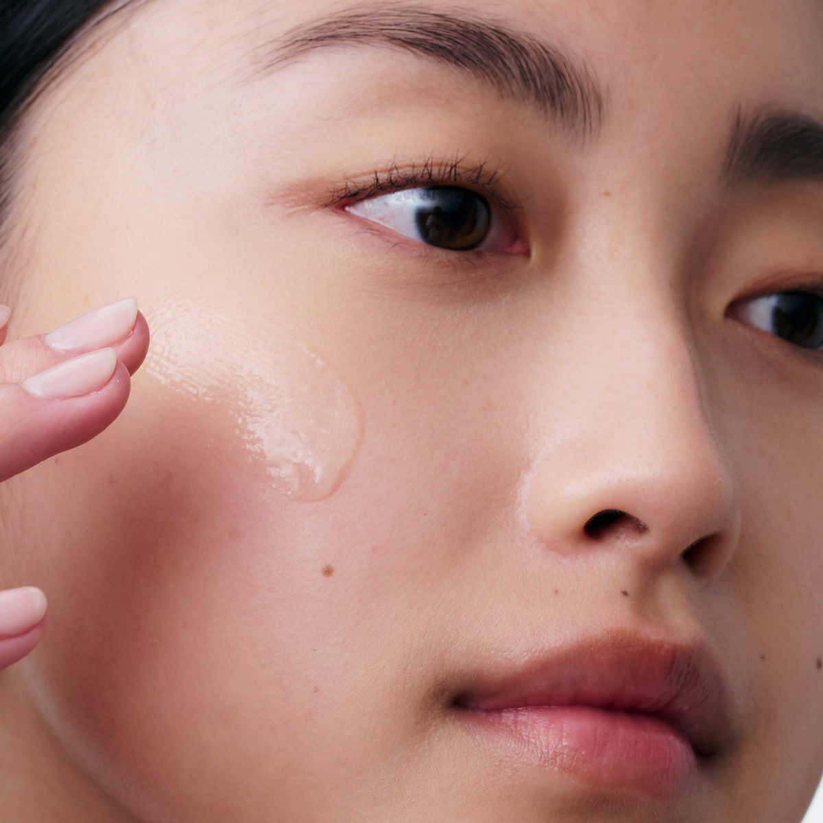 Precious Oil-in-Serum | CLARINS®